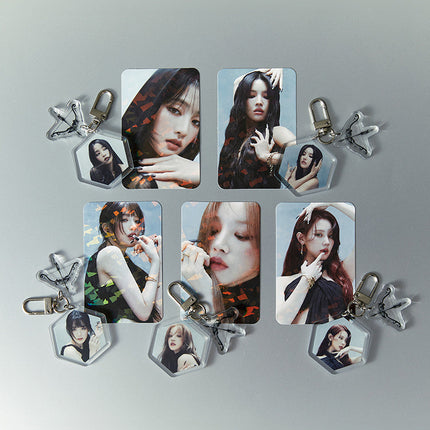 (G)I-DLE - SUPER LADY OFFICIAL MD ACRYLIC KEYRING PHOTOCARD SET 0 VER. - COKODIVE