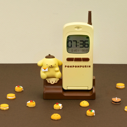 SANRIO RETRO TABLE CLOCK - COKODIVE