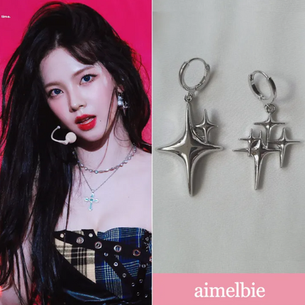 [AESPA KARINA, IVE GAEUL PICK] SPARKLE SPARKLE HUGGIES EARRINGS - COKODIVE