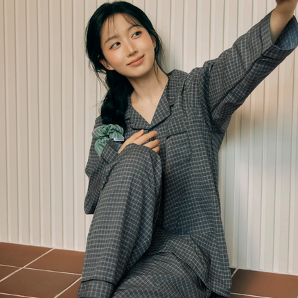 [NMIXX HAEWON PICK] DOSSY DUST LONG-SLEEVE PAJAMAS SET - COKODIVE