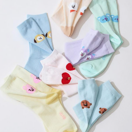 BT21 - BASIC JACQUARD FACE SOCKS - COKODIVE
