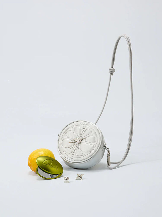 AESPA - COLLER AESPA EDITION LEMONADE KEYRING BAG PEARL GRAY - COKODIVE