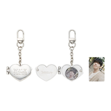TXT - WALK TOGETHER OFFICIAL MD LOCKET KEYRING - COKODIVE