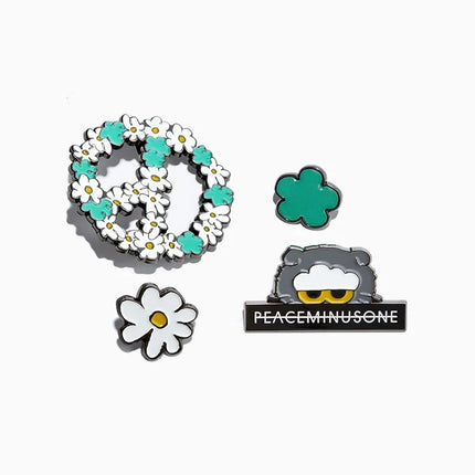 G-DRAGON - PEACEMINUSONE X ZO&FRIENDS OFFICIAL MD ZOA METAL BADGE SET (4PCS) - COKODIVE