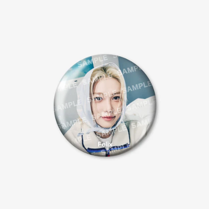 STRAY KIDS - RUN IT JAPAN WORLD TOUR OFFICIAL MD PHOTO BADGE