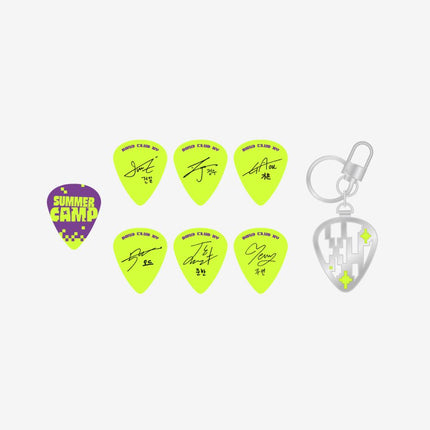 XDINARY HEROES - 2023 SUMMER CAMP OFFICIAL MD PICK CASE KEYRING - COKODIVE