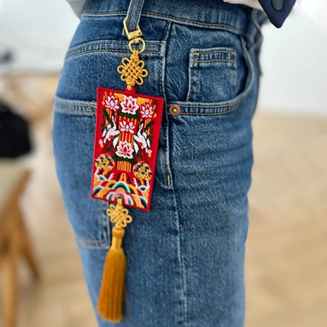 TRADITIONAL KOREAN HWAROT NORIGAE KEYRING - COKODIVE